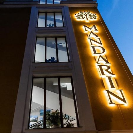 Hotel "Mandarin Clubhouse" Charkiw Exterior foto